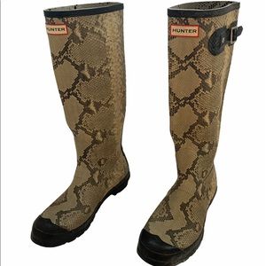 Hunter Snakeskin Print Rainboots